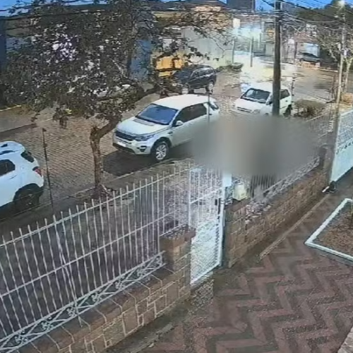 Ex-funcionário é baleado após atirar contra ex-chefe após demissão em Porto Alegre, diz polícia.